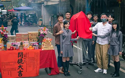 JN余杰恩、Rin鄭煒齡參與《聰明鎮》拍攝